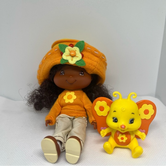 Strawberry Shortcake 2002 Orange Blossom with felt hat and Marmalade, her pet - Picture 1 of 3